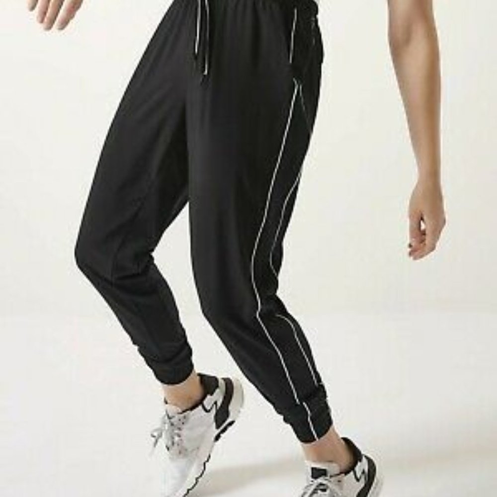 Athleta Colorblocked Brooklyn Jogger, Black/ White - LIKE NEW